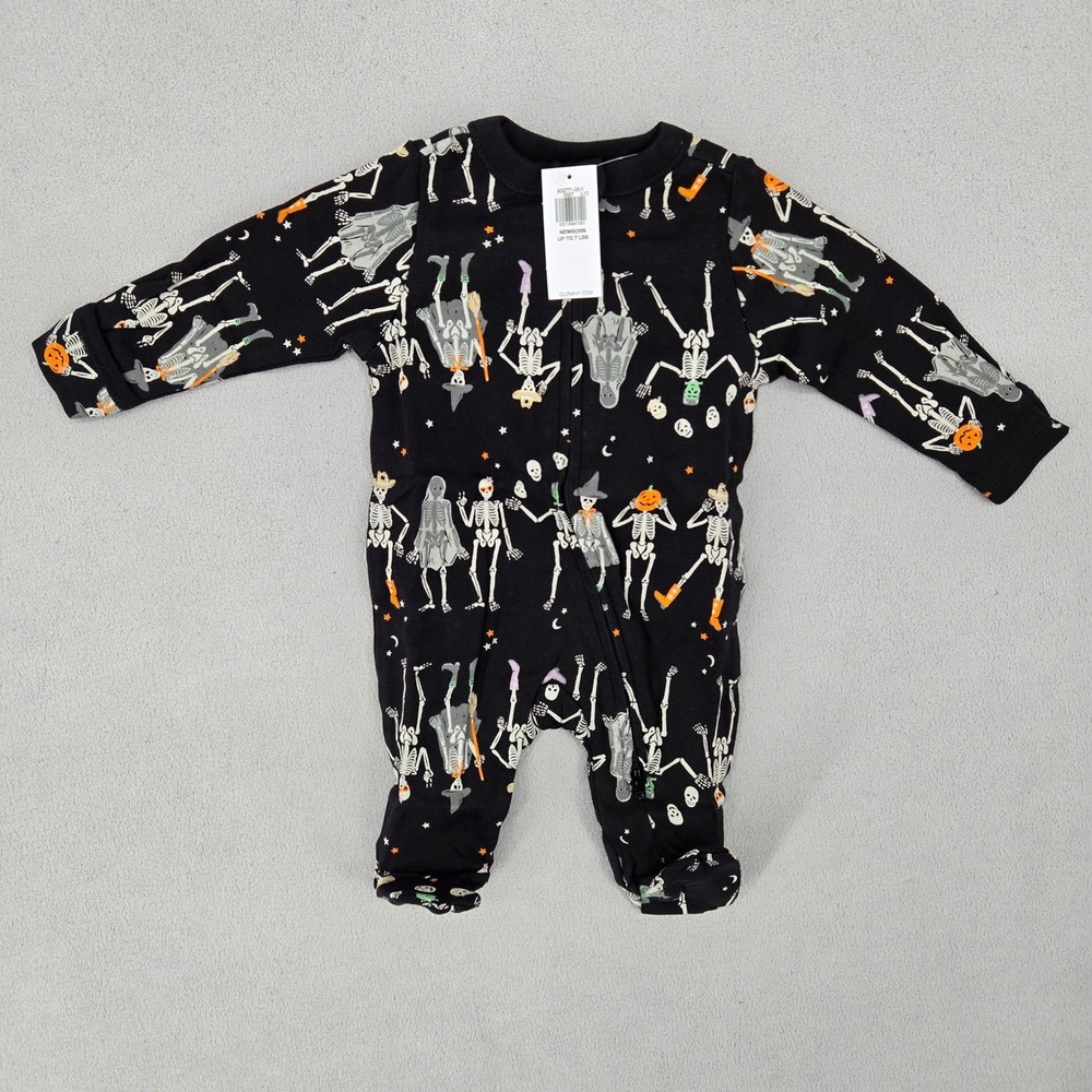 Old Navy NWT Newborn Skeleton Halloween 2-Way Zip Footed Sleeper Baby Spooky